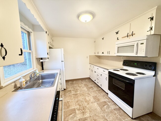 Photo - 213 Georgetown Rd