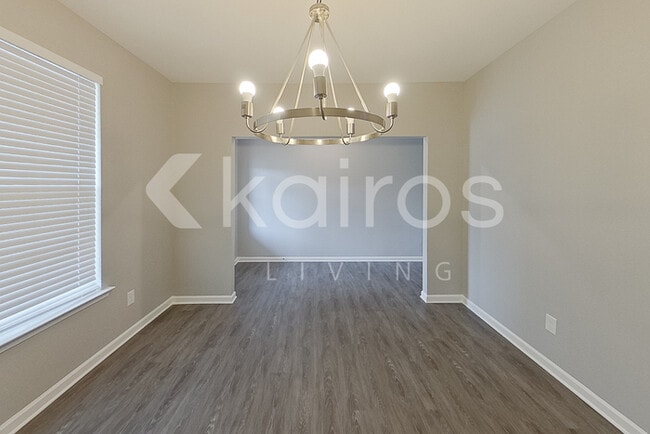 101 Silver Maple Ln