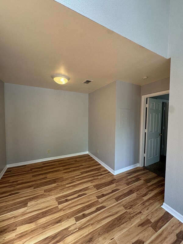 Photo - 6010 Westgate Dr Unit Apt 304