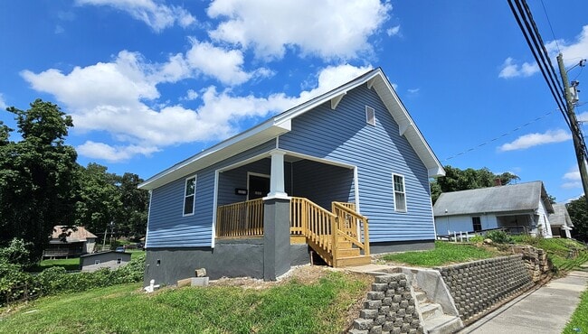 Photo - 1211 NE 22nd St