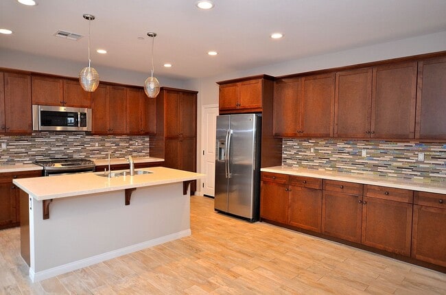 Photo - 4BD+Loft/3Bathrooms, Sea Glass Blue Strand