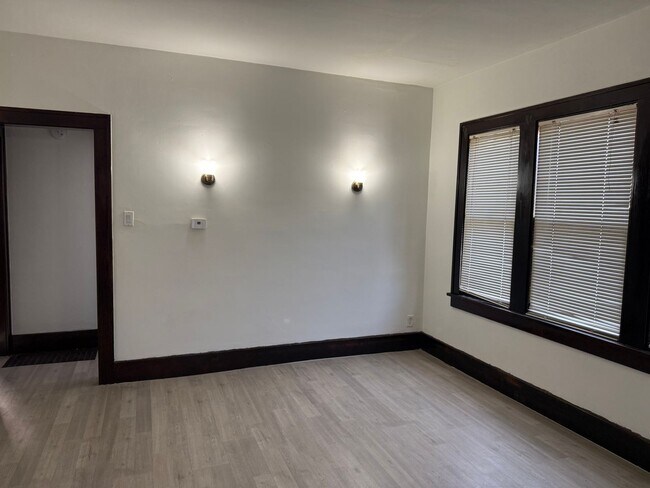 Photo - 1307 S Pasfield St