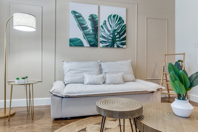 Photo - 1221 Legacy Dr Unidad ID1363562P