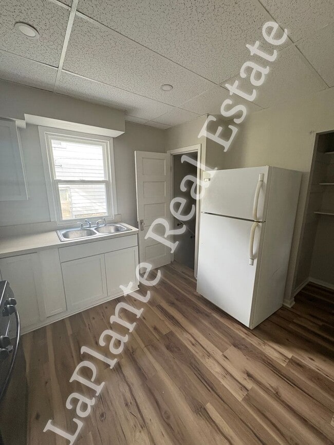 Photo - Freshly Updated 3-Bedroom Home on Greenwoo...
