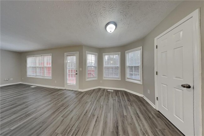 Photo - 1263 Melrose Forest Ln SE