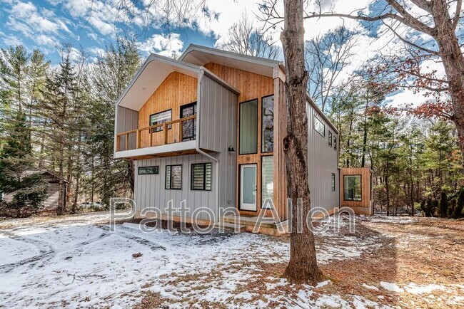 Building Photo - 18 Digges Rd Rental