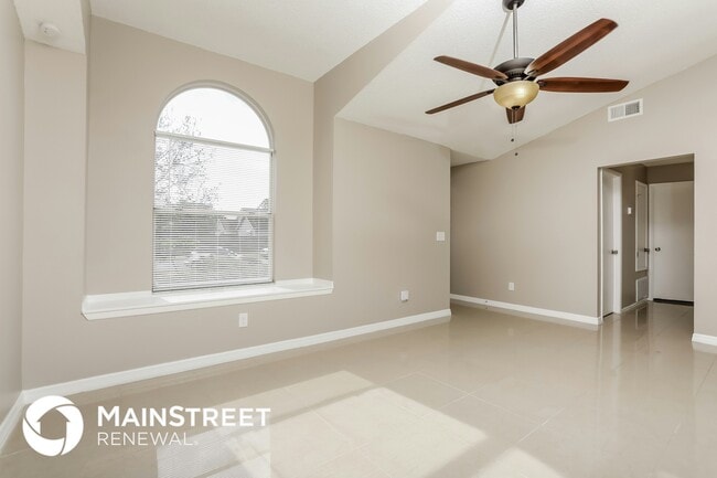 Photo - 9941 Surrey Ridge Rd