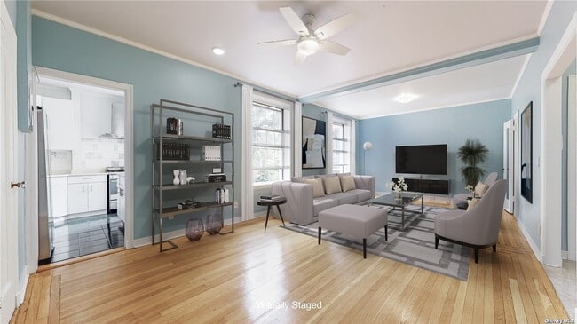 Photo - 37-28 85th St