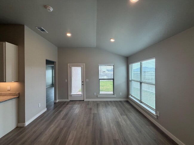 Photo - 1903 133rd St