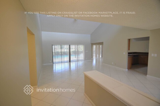 838 Ivy Dr