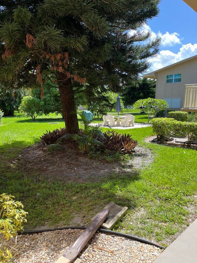 Photo - 32 Salisbury B Unit B