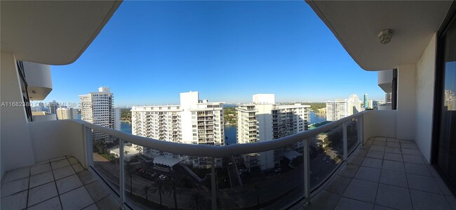 Building Photo - 5757 Collins Ave Unit 1902 Rental