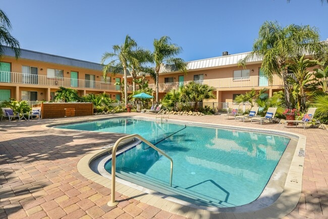 Pool with Sun Deck - Bayshore Palms at Soho Rental