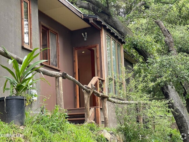 Building Photo - 1281 Old Topanga Canyon Rd Rental