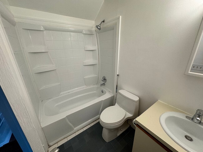 Photo - 127 Union St Unit 125-3