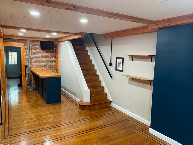 Photo - 2309 Gaul St