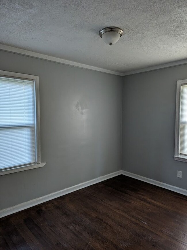 Photo - 19386 Yonka- 3 BEDS & 1.5 BATH FOR RENT!