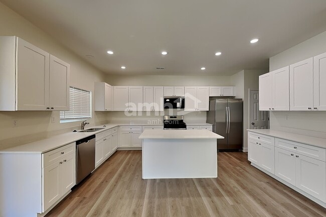 Photo - 4422 Red Hook Rd