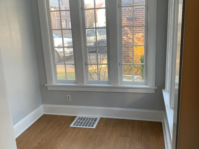 Photo - 331 Butler Rd NE