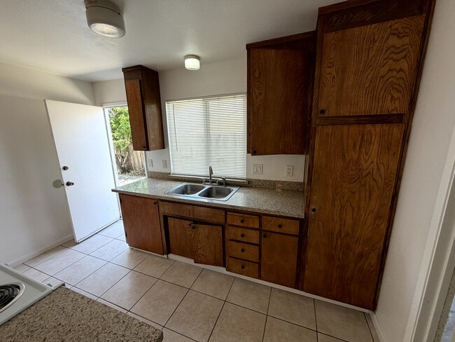 Photo - 951 Sloat Dr