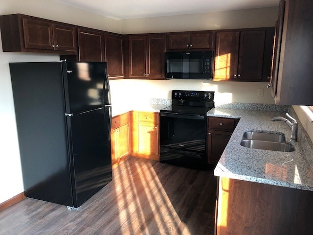 Photo - 7551 Waterford Pl