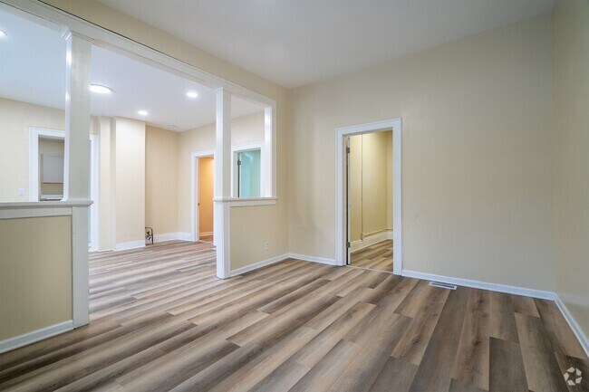 Building Photo - 86 Hawley St Unit 2 Lower Rear Rental