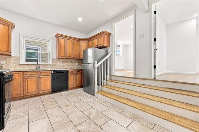 Photo - 149 37th St Unit 1
