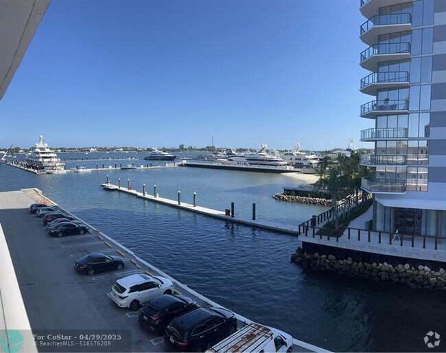 Building Photo - 4500 N Flagler Dr Unit A 23 Rental