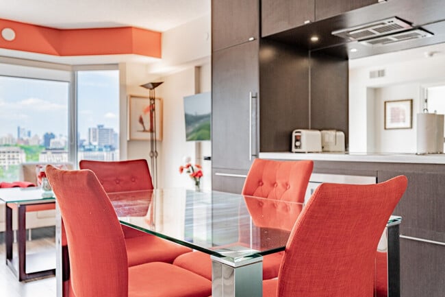 Photo - 155 Yorkville Ave Unit SI ID1045458P