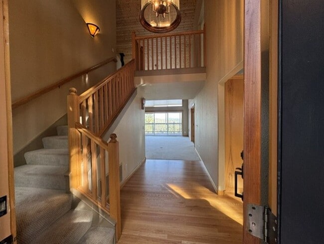 Photo - West Side location with amazing mountain views