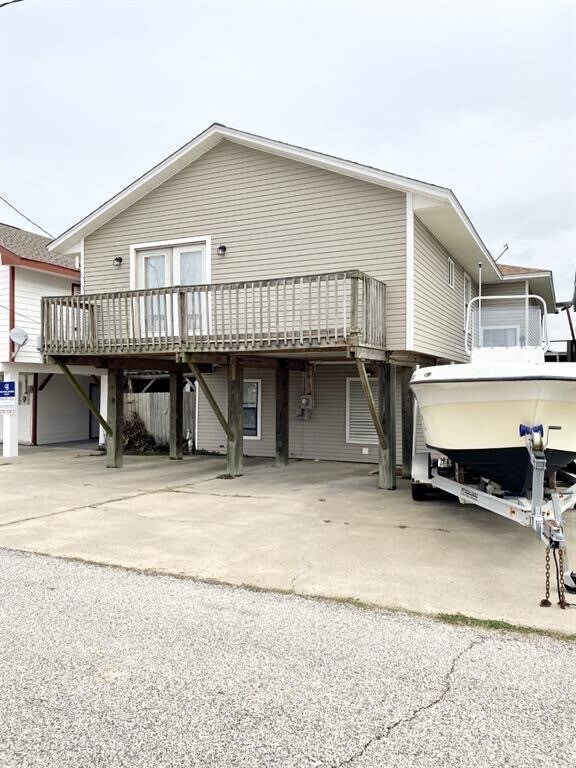 Photo - 318 Marine Way