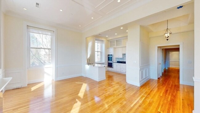 Photo - 22 Beacon St Unit 2
