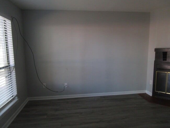 Photo - 1960 Gion St