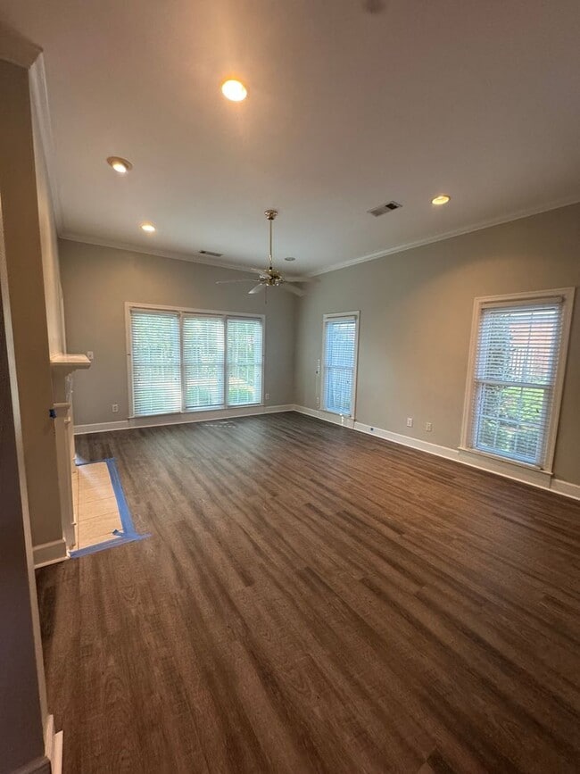 Photo - Old Marsh Way in Wynridge of Wynlakes