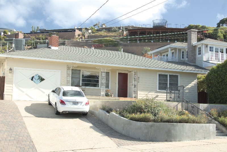 Photo - 846 Forward St