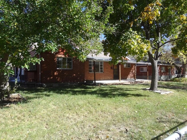 Building Photo - 9230 Hoffman Way