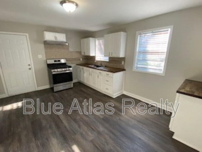 Photo - 203 Southeastern Ave
