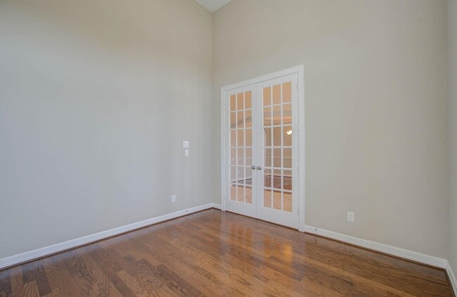 Building Photo - 27911 Seger Bnd Trl