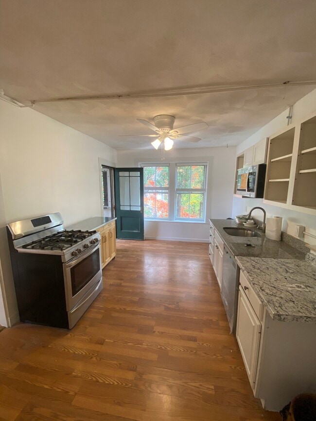 21 Fairfield St Unit 6