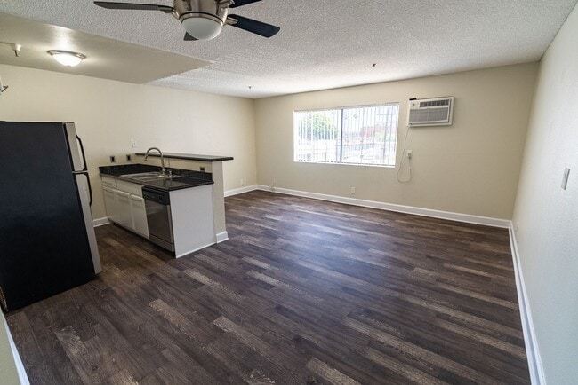 Photo - 700 S. Berendo Ave