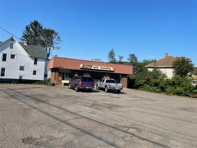 Photo - 639 Chenango St