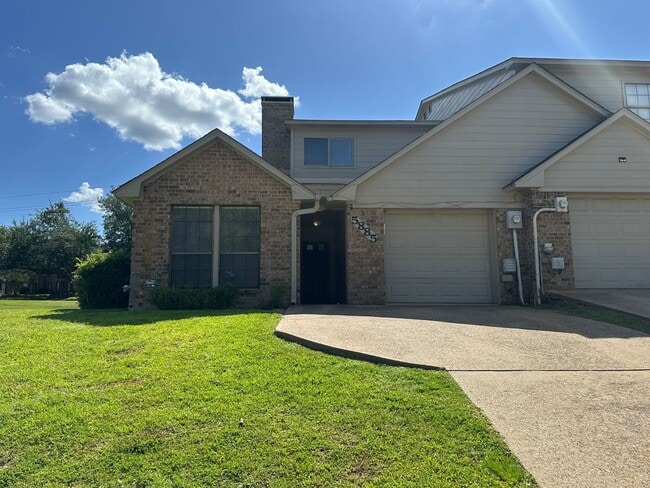 5885 Creek Side Circle