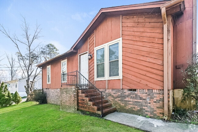 Building Photo - 370 Avon Cir Rental
