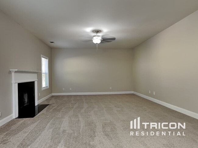 Photo - 4556 Bellemeade Dr