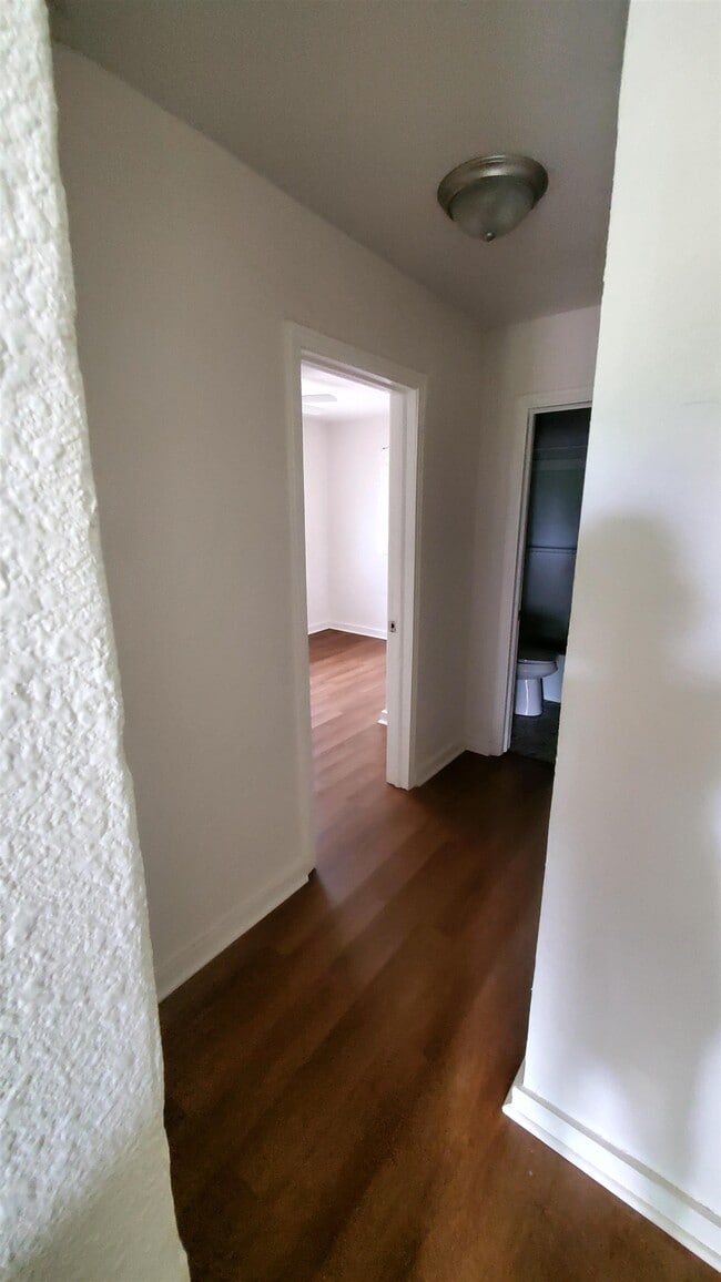 Photo - 543 Okaloosa St