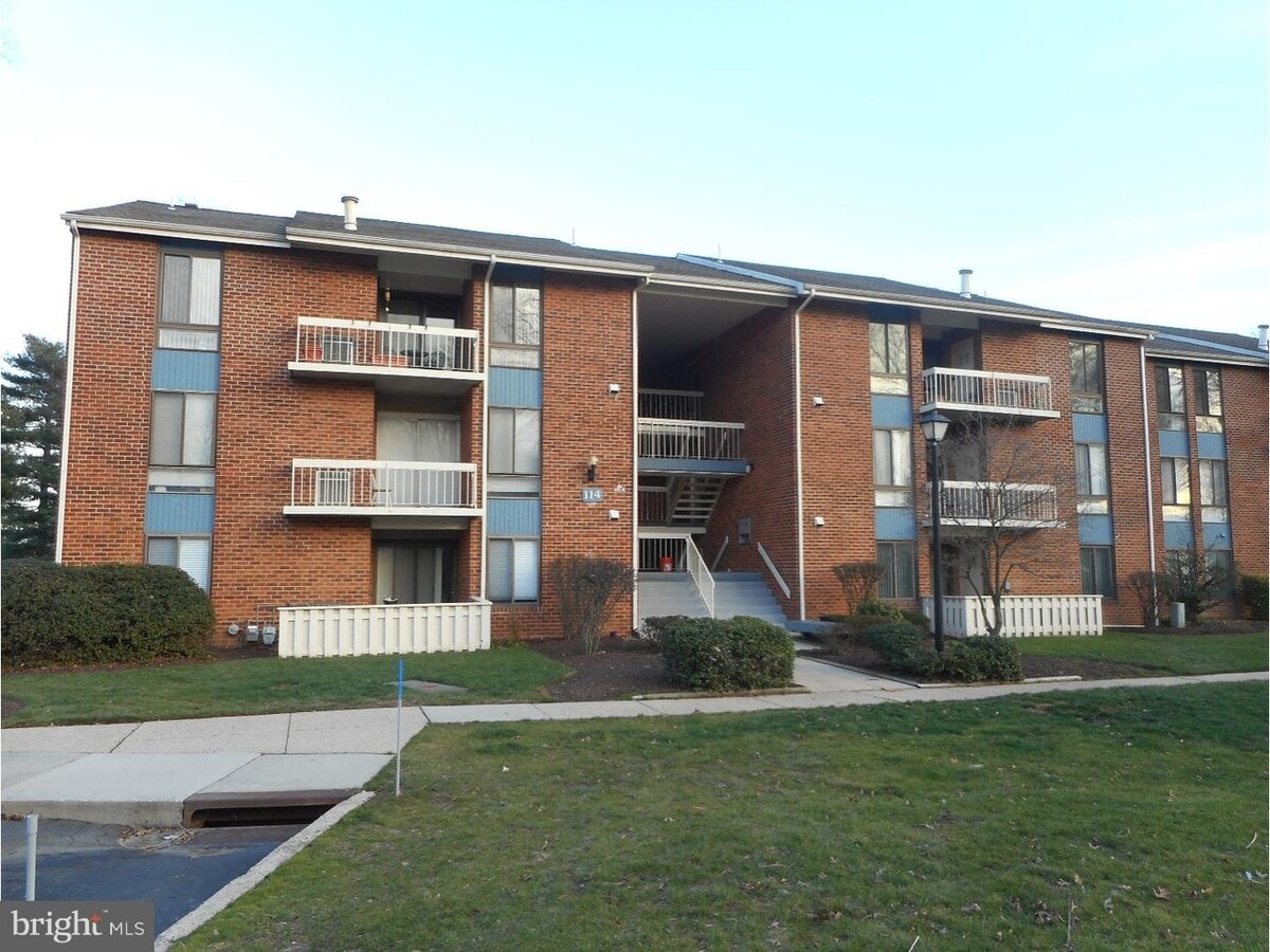 Photo - 114 Van Buren Rd Apt # 2 Unit 114 Van Buren Apt # 2 Voorhees NJ