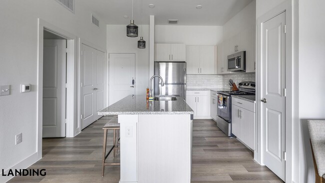 Photo - 116 Talon Grasp Trail Unidad 15312