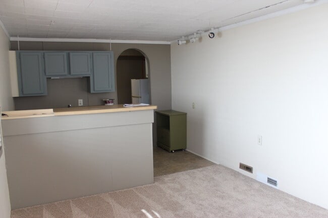 Photo - "Charming 1-Bedroom Duplex in Golden, CO – Cozy 500 Sq. Ft. Living!" Unit B