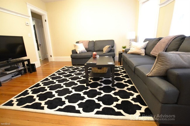 Photo - 3 br, 2 bath  - 28 Matchett St