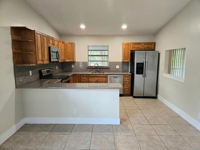 Photo - 3921 NW 114th Ave